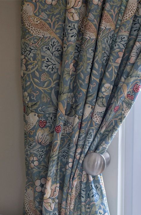 William Morris Curtains, Blue Curtains Living Room, Curtains Uk, The Strawberry Thief, William Morris Strawberry Thief, Sanderson Fabric, Craftsman Style House, Strawberry Thief, Craftsman Style Homes