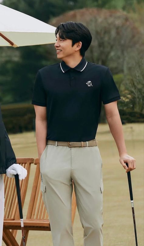 Golf Outfit Men Aesthetic, Golf Outfits For Men Style, Old Money Golf Outfit Men, Golf Men Aesthetic, Asian Old Money, Golf Outfit Men, Aesthetic Guy Outfits, Golf Fashion Men, Men Aesthetic Outfits