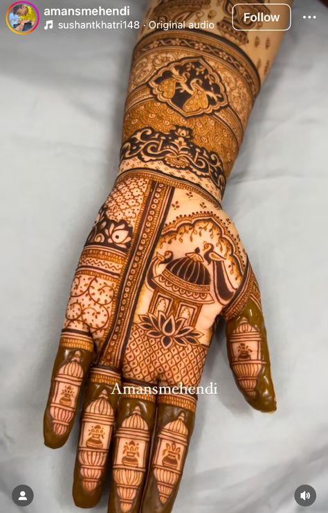 Mehndi Design Unique Back, Bridal Mehndi Design Unique, Bridal Mehendi Back Hand Design, Hindu Mehendi Designs, Mehendi Mandala Designs, Front Hand Mehndi Designs Bridal, Mehandi Designs Unique, Figure Mehndi Designs, Back Mehndi Designs