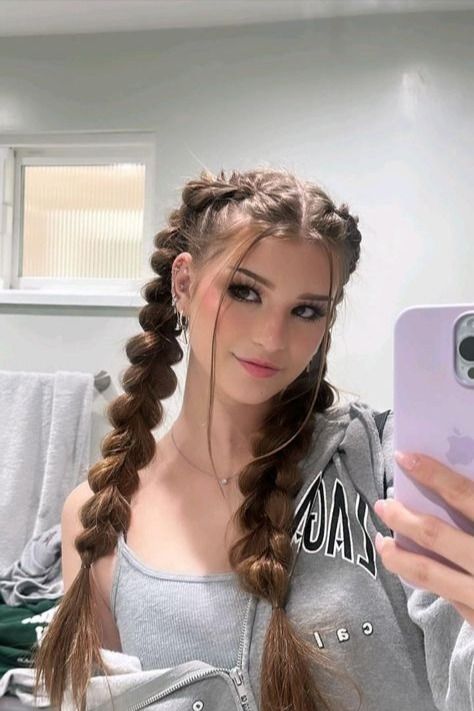 Braids In Long Hair Down, Fully Braided Hairstyles, Cute White Girl Hairstyles, Hair Styles For Middle School, Teen Girls Hairstyles, Army Hairstyle, Cute Hairstyles Long Hair, Hairstyles White Girl, Cute Braid Hairstyles