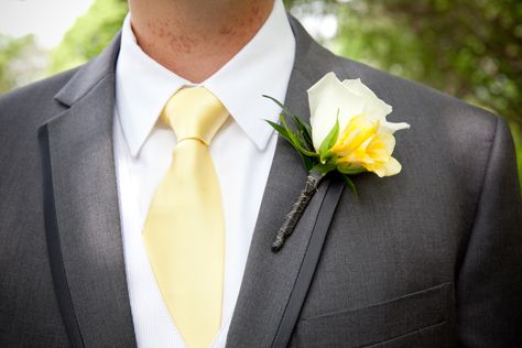 White Rose And Yellow Freesia Boutonniere Yellow Rose Boutonniere, Freesia Boutonniere, Yellow White Wedding, Yellow Freesia, Boutonniere White, Calla Lily Boutonniere, White Boutonniere, Yellow Wedding Flowers, Rose Boutonniere