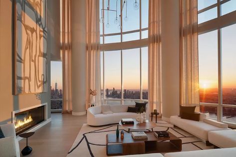 Nyc Penthouse, New York Penthouse, Painting Tile Floors, Private Lounge, Luxury Penthouse, Hudson Yards, Private Dining Room, New York Apartment, Luxury Condo