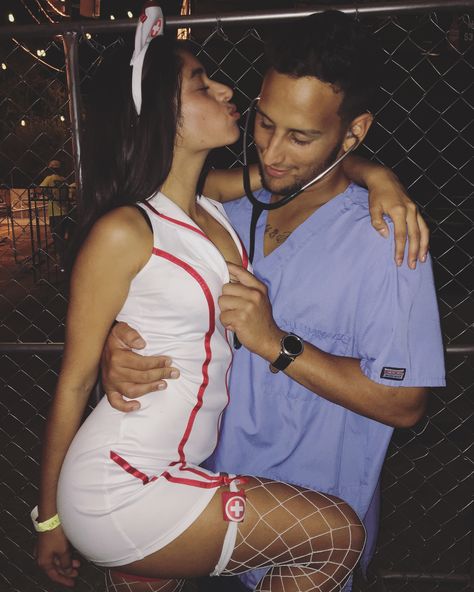 Playboy Bunny Outfits, Doctor Halloween Costume, Costume Nurse, Easy Couple Halloween Costumes, Doctor Halloween, Nurse Halloween Costume, Couples Halloween Costumes, Best Couples Costumes, Doctor Costume