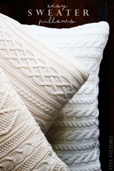 What a great way to use old sweaters and make your home cozy! Easy DIY sweater pillows.                                                                                                                                                                                 More Sweater Pillow Covers, Sweater Pillows, Knitted Pillows, Knitting Sweaters Diy, Diy Throws, Pillows Diy, Diy Throw Pillows, Sweater Pillow, Diy Tumblr