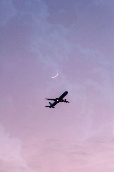 edit by @lifeoflins travel aesthetic, travel, airplane aesthetic, airplane, airplane view, airplane photography, travel photography, pink aesthetic Travel Airplane Aesthetic, Aesthetic Airplane, Plane Wallpaper, Airplane Aesthetic, Cheap Airline Tickets, Plane Photography, Travel Airplane, Image Moto, Airplane Wallpaper