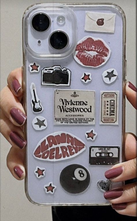 Coquette Clear Phone Case, Phone Cases Homemade, Iphone Aesthetic Cover, Cover Aesthetic Iphone, Clear Phone Case With Stickers, Cover Phone Ideas, Iphone Case Covers Aesthetic, Sticker Phone Case Aesthetic, Iphone Cases Aesthetic Stickers