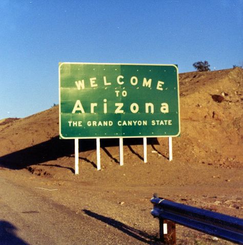 Arizona - Welcome to the Grand Canyon State! Arizona Sign, Arizona Aesthetic, Arizona Living, Arizona Road Trip, Living In Arizona, Yennefer Of Vengerberg, State Of Arizona, Au Pair, Arizona Desert