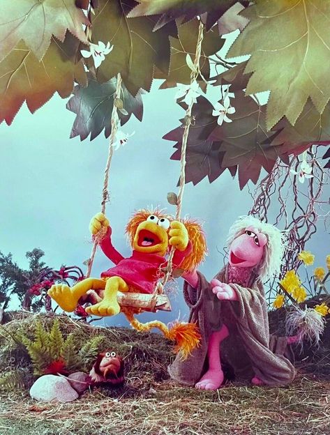 Red × Mokey Fraggle Pippi Longstocking Aesthetic, Muppet Pfp, Dhmis Aesthetic, Muppet Aesthetic, Wembley Fraggle, Mokey Fraggle, Muppet Treasure Island, Jim Henson Puppets, Big Tub