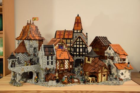 Lego Medieval Village, Lego Medieval Castle, Medieval Lego, Pirate Lego, Lego Diorama, Medieval Street, Lego Winter, Lego Medieval, Lego Hogwarts