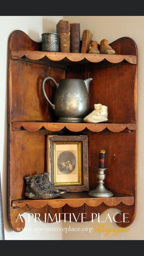 Cottagecore Shelf Ideas, Vintage Wood Decor, Entryway Table Decor Vintage, Kitchen Shelf Wall, Vintage Floating Shelves, Primitive Shelf Decor Ideas, Old Shelves, Primitive Wall Shelf, Vintage Shelf Decor