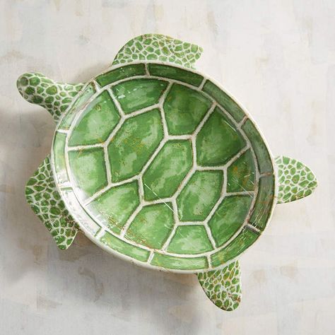 Speedy the Turtle Melamine Salad Plate #ad #homedecor #homedecorideas #dinnerware Clay Turtle, Animal Plates, Ceramic Turtle, Clay Plates, Air Dry Clay Projects, Plates For Sale, Pottery Handbuilding, Slab Pottery, Turtle Art