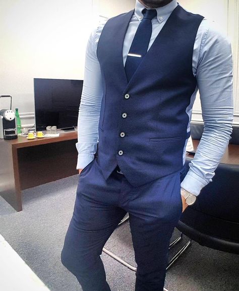 classydappermen:    Saturday Inspiration   via @mensfashionairy   by @turkish.gentleman   #classydapper Vest Outfits Men, Best Suits For Men, Suits 2023, Navy Blue Vest, Blue Suit Men, Formal Men Outfit, Blue Vest, Designer Suits For Men, Fashion Suits For Men