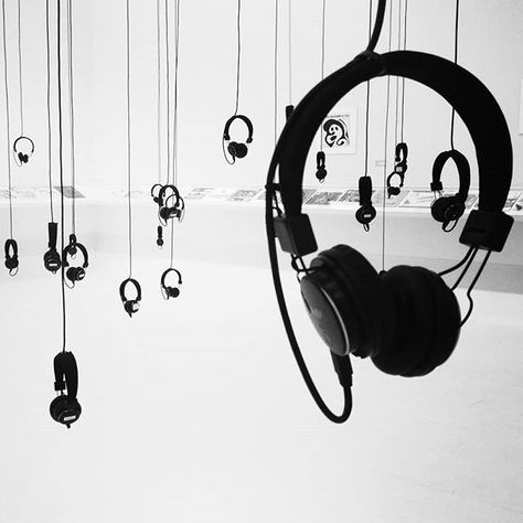 Music to my ears .  via @mono.minimalism  . . . #eSSential_official #modern #monochrome #minimal #headphones #music #hiphop #art #installation #exhibition Exhibitions Ideas, Hands Gripping, Installation Exhibition, Art Room Doors, Hiphop Art, Headphones Art, Sound Sculpture, Headphones Music, Sound Installation