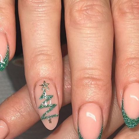 NAILS BY EMMA on Instagram: "Comment a 🎄 if you’ve got your tree up already!💚🎅🏽 . . . #christmasnails #nailart #glitternails #nailaddict #nailinspo #frenchtips #greennails #christmastreenails #naildesign #nailinspo #nailinspiration #naillove #greenglitternails" Christmas Tree French Tip Nails, Christmas Nails With Christmas Tree, Zig Zag Christmas Tree Nails, Green Nails With Christmas Tree, Christmas Tree Nails Simple, Christmas Nails String Lights, Easy Christmas Tree Nail Art, Christmas Nails Almond Green, Christmas Almond Nails Green