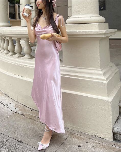 Pastel Formal Dresses, Formal Dresses Ball Gowns, Mac Duggal Prom Dresses, Prom Dress Pink, Silk Prom Dress, Prom Inspiration, Pink Bridesmaid Dress, Pastel Dress, Pink Prom Dress