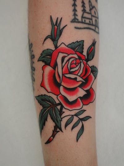 Hand Holding Flower Tattoo, Holding Flower Tattoo, American Traditional Hand, Traditional Lighthouse Tattoo, American Traditional Rose, Neo Traditional Roses, Hand Holding Flower, Tattoo Prague, Traditional Tattoo Flowers