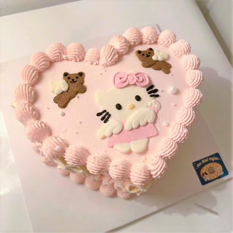 Sanrio Food, Hello Kitty Birthday Cake, Sanrio Stuff, Kitty Cake, Kawaii Room Decor, Hello Kitty Cake, Hello Kitty Birthday, Bday Cake, Hello Kitty My Melody