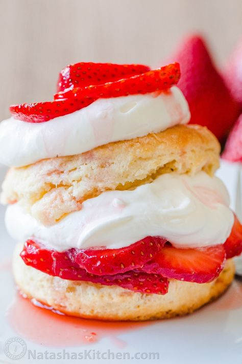 Classic, easy Strawberry Shortcake Recipe! The shortcake biscuits are impressively soft and layered with juicy sweet strawberries and fresh whipped cream. #strawberryshortcake #strawberryshortcakerecipe #shortcake #biscuits #strawberries #dessert #natashaskitchen Prosciutto Rolls, Christmas Caprese, Biscuit Wreath, Fig Brie, Strawberry Shortcake Recipe Easy, Thanksgiving Recipes Side Dishes Veggies, Natashas Kitchen, Shortcake Biscuits, Strawberry Shortcake Recipe