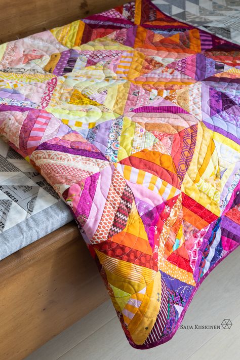 Pomada Bright Color Quilt Patterns, Brightly Quilt Pattern, Patchwork Pillows Ideas, Quilt Curtains, Patchwork Inspiration, Bright Quilts, Colorful Quilt, String Quilt, Quilting Designs Patterns