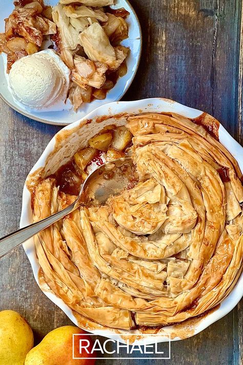 Phyllo Dough And Pears, Pear Phyllo Tart, Pear Phyllo Dough Recipes, Philo Dough, Apple Pear Crisp, Pear Recipe, Cranberry Cobbler, Pear Dessert Recipes, Phyllo Dough Recipes