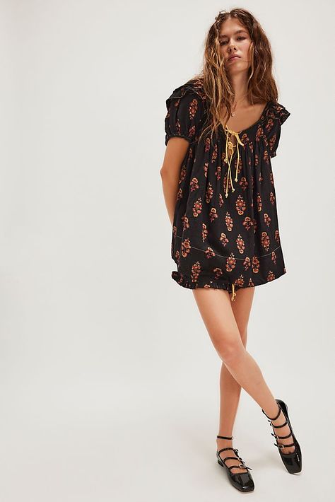 Shorts Fit, Babydoll Style, Style Shorts, Straight Neckline, 2024 Fashion, Fall 2024, Drawstring Waistband, Free People Dress, Co Ord