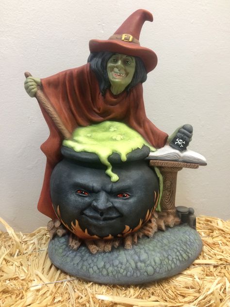 Witch Sculpture, Ceramic Witch, Halloween Food Dinner, Halloween Shadow Box, Witch Figurines, Ceramic Halloween, Halloween Folk Art, Fantasy Witch, Ceramic Vintage