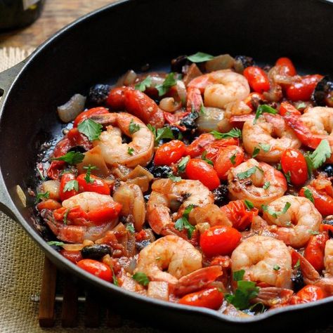 Shrimp Puttanesca – TasteFood Shrimp Puttanesca, Fast Metabolism Diet, Shrimp Dishes, God Mat, Seafood Dishes, Shrimp Recipes, I Love Food, Fish Recipes, Seafood Recipes