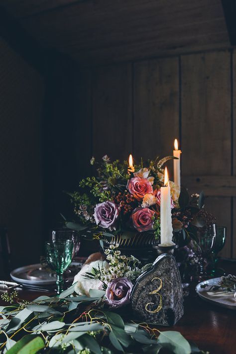 Wedding Styles Themes, Dramatic Table, Best Wedding Songs, Ashmolean Museum, Geode Wedding, Dark Wedding, Moody Wedding, Rustic Barn Wedding, Barn Wedding Venue