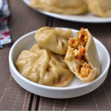 Sikkim Vegetarian Momos Sikkim Food, Momos Recipe, Chicken Potatoes, International Food, Chutney Recipes, Air Frying, Indian Style, International Recipes, Easy Chicken