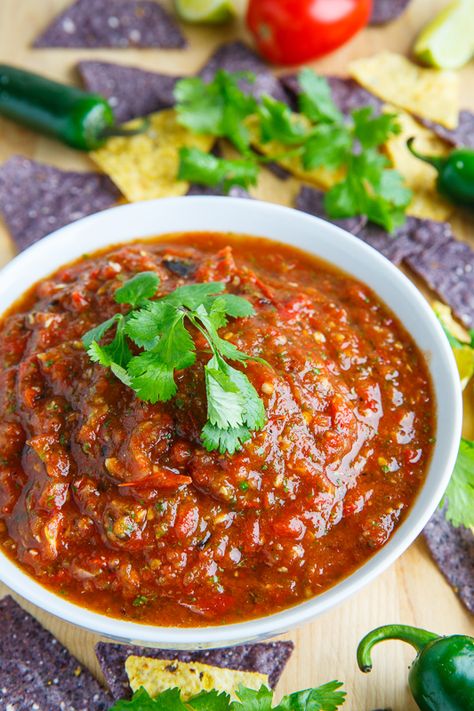 Salsa Ranchera Salsa Ranchera, Closet Cooking, Roasted Tomato Salsa, Cowboy Caviar, Spicy Salsa, Salsa Dip, Recipes Appetizers And Snacks, Salsa Recipe, Salsa Verde