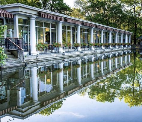 Relax at the Park's iconic Loeb Boathouse! You can rent rowboats, hire an authentic Venetian gondola, or dine overlooking views of the Lake… Central Park Boathouse, Loeb Boathouse, Row Boat, Great Outdoors, House Boat, Central Park, The Great Outdoors, York City, New York City