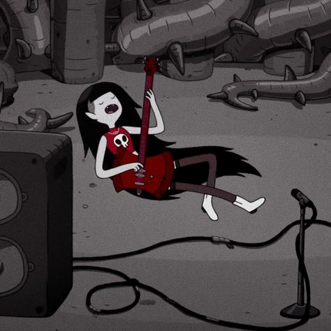 Marceline Playing Guitar, Adventure Time Vampire, Marceline Costume, Marceline Cosplay, Marceline And Princess Bubblegum, Guitar Drawing, Adventure Time Characters, Marceline The Vampire Queen, Time Icon