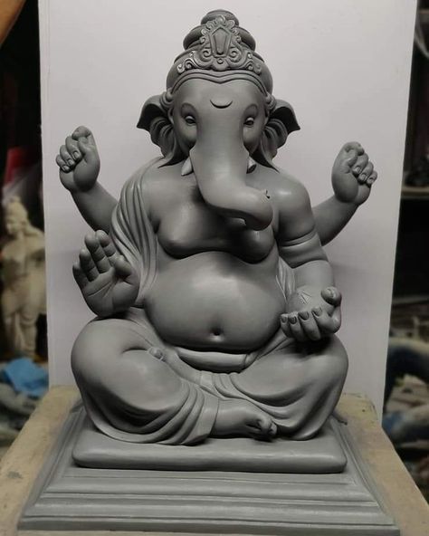 Baby Ganesha Murti, Ganesh Murti Images, Mumbai Ganpati, Jay Ganesh, Ganesha Art Illustration, Clay Ganesha, Dancing Ganesha, Disney Movie Art, Oil Pastel Drawings Easy