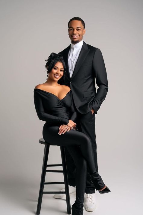 #USA Couple Portrait Poses Studio, Pre Wedding Studio Photoshoot, Photoshoot Couples Ideas, Couple Business Photoshoot, Black Couples Photoshoot Classy, Couple Studio Photoshoot Ideas, Engagement Studio Photo, Couple Studio Photoshoot, Engagement Photo Shoot Poses