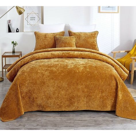 Gold Velvet Bedding, Mustard Bedding Ideas, Mustard Yellow Bedding, Gold Bedspread, Gold Comforter Set, Gold Bedding, Melted Gold, Yellow Bedspread, Gold Comforter