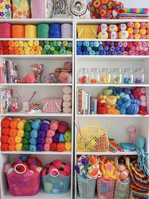 Yarn Room, Rangement Art, Yarn Crafts Crochet, Knitting Room, Evil Laugh, Craft Spaces, Yarn Organization, Dream Craft Room, Craft Room Design