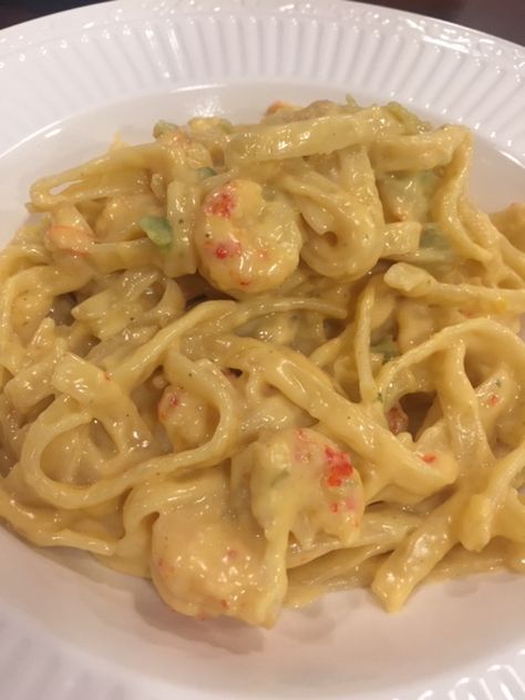 Easy Crawfish Fettucine Recipe, Crawfish Fettuccine Recipes, Crawfish Fettucine Recipe Louisiana, Crawfish Meals, Crawfish Fettucine Recipe, Seafood Dressing Recipe, Crawfish Fettuccine, Seafood Dressing, Lent Meals