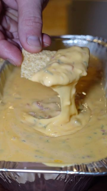 Oven Baked Queso, Velvetta Cheese Dip, Baked Queso, Enchiladas Burritos, Recipes With Velveeta Cheese, Can Diced Tomatoes, Nacho Cheese Sauce, Green Enchilada Sauce, Velveeta Cheese