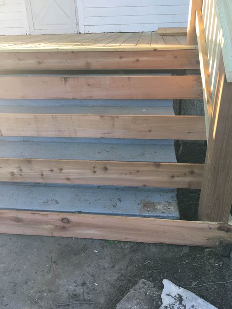 How to Cover Concrete Steps with Wood - Farmhouse on Boone Cover Concrete Steps, Deck Over Concrete, Concrete Front Steps, Cement Steps, Front Porch Steps, Porch Stairs, Front Porch Makeover, Porch Remodel, Building A Porch