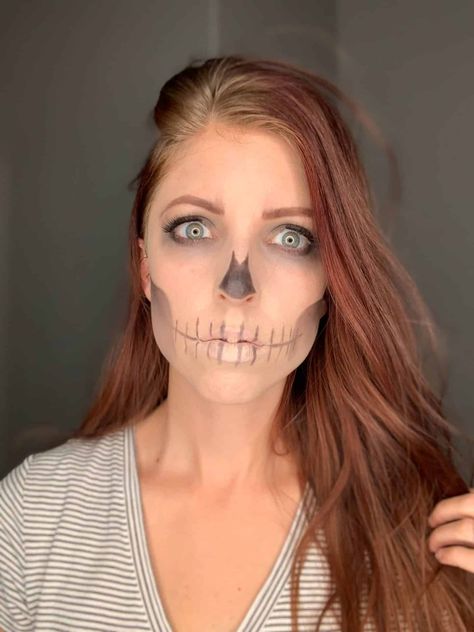 An Easy Skeleton Makeup Tutorial With Real Makeup Easy Skeleton Face Makeup Tutorial, Easy Skeleton Makeup Diy Simple, Tiktok Skeleton Makeup, Skeleton Makeup Easy, Skeleton Makeup Diy, Skeleton Makeup Kids, Easy Skeleton Makeup Tutorial, Face Makeup Steps, Simple Women’s Skeleton Makeup