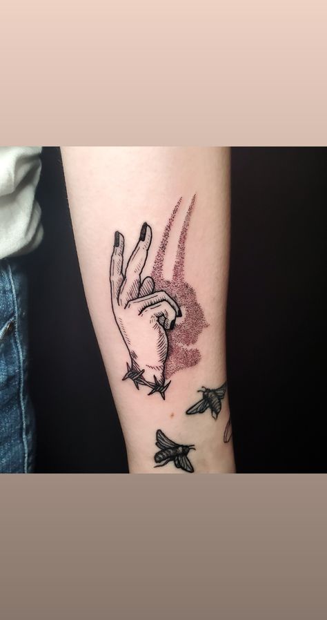 Shadow Puppet Tattoo, Puppet Tattoo, Hart Tattoo, Shadow Puppets With Hands, Aa Tattoos, Shadow Tattoo, Hand Shadows, Hands Reaching Out, Devil Tattoo