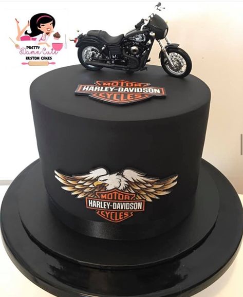 Harley Davidson Birthday Cake For Men, Harley Cake Motorcycles, 50th Birthday Cakes For Men Motorcycle, Motorcycle Cake Designs For Men, Bikers Cake Design, Motorcycle Cakes For Men, Harley Cakes For Men, Harley Davidson Cake Ideas, Biker Cake Ideas