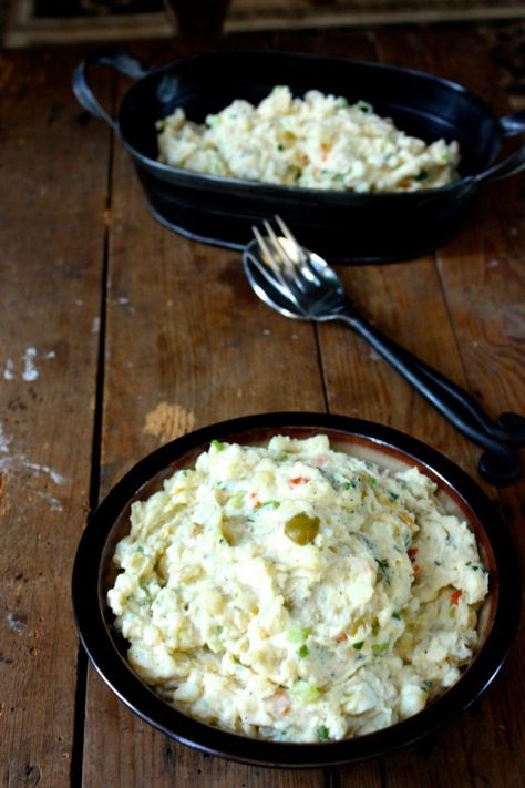 Green Olive Potato Salad Recipe Green Olive Potato Salad, Potato Salad With Green Olives, Potato Salad With Olives, Cajun Potatoes, Potato Salad Mustard, Best Potato Salad, Best Potato Salad Recipe, 49ers Game, Main Salad