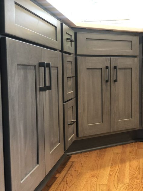 Grey Kitchen With Unique Built-In Seating - Grey Maple Kitchen Cabinets, Grey Stained Cabinets Kitchen, Grey Wood Grain Kitchen Cabinets, Weathered Grey Kitchen Cabinets, Gray Wood Kitchen, Kitchen Built In Seating, Gray Stained Kitchen Cabinets, Grey Stained Cabinets, Grey Stained Kitchen Cabinets