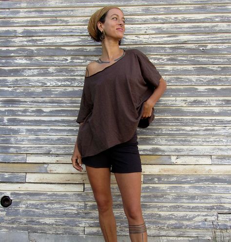 Hey, I found this really awesome Etsy listing at https://www.etsy.com/listing/126837912/organic-cropped-kaftan-shirt-light Boho Rock Outfit, Kaftan Shirt, Kaftan Design, Gaia Conceptions, Daily Fits, Hemp Fashion, Organic Clothes, Organic Clothing Women, Yoga Dress