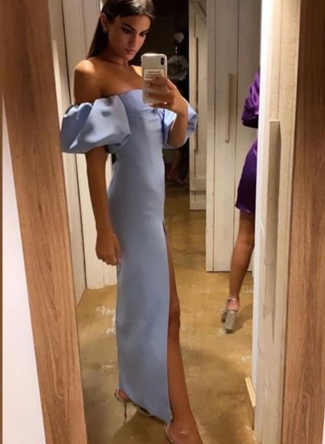 Off The Shoulder Prom Dress, Dress Christmas, Looks Party, Cute Prom Dresses, Prom Dresses Blue, Stretch Satin, Mode Inspiration, Christmas Dress, Custom Dresses