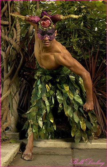 Great Puck pants Enchanted Forest Theme Party Outfit, Male Fairy Costume, Saltburn Party, Dryad Costume, Faun Costume, Fae Costume, Spirit Costume, Male Fairy, Magical Party