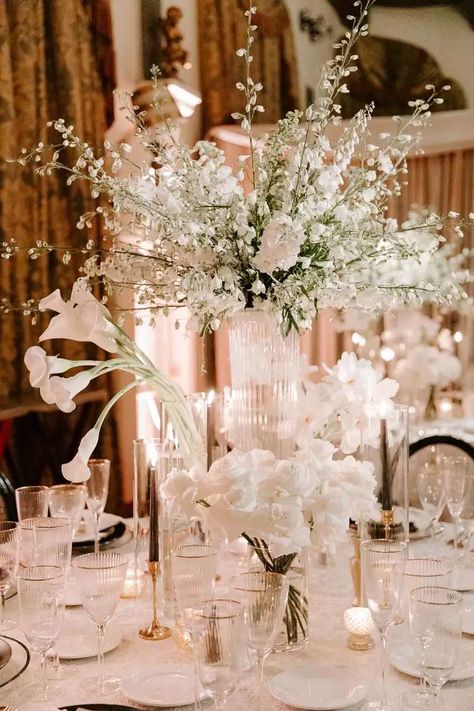 Hollywood Glam Wedding Decor, Hollywood Inspired Wedding, Vintage Hollywood Fashion, Old Hollywood Theme, Hollywood Glamour Wedding, Glam Wedding Decor, Hollywood Glam Wedding, Old Hollywood Wedding, Glamorous Decor