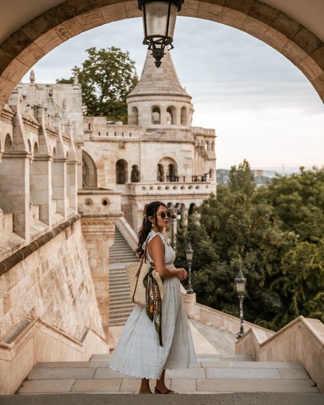 A few last Budapest snapshots, from a sunrise at Fisherman’s Bastion. This beautiful viewpoint over the city is one of those non-negotiable must-dos when in Budapest. It’s free to enter before 9am, and at its quietest. We went at an absurdly early 5am to make the sunrise, and it was still relatively busy with a medley of photo shoots and jet lagged tourists. But there’s something so magical about watching the city slowly waking up - though in a city like Budapest, we passed a fair few revelle... Fisherman’s Bastion Budapest, Fisherman Bastion Budapest, Budapest Photo Ideas, Budapest Aesthetic, Budapest City, Visit Budapest, Budapest Travel, The Sunrise, Europe Destinations