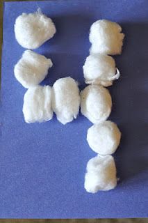 Number/letter formation with cotton balls...or dried beans...or whatever  and number rhymes- free! Cotton Ball Crafts, Number Crafts, Number Formation, Preschool Projects, Winter Preschool, Daycare Activities, Numbers Preschool, Daycare Crafts, Home Management